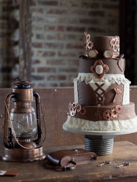 Inspiration wedding cake pour le thème steampunk Noce de Rêve by Flovinno